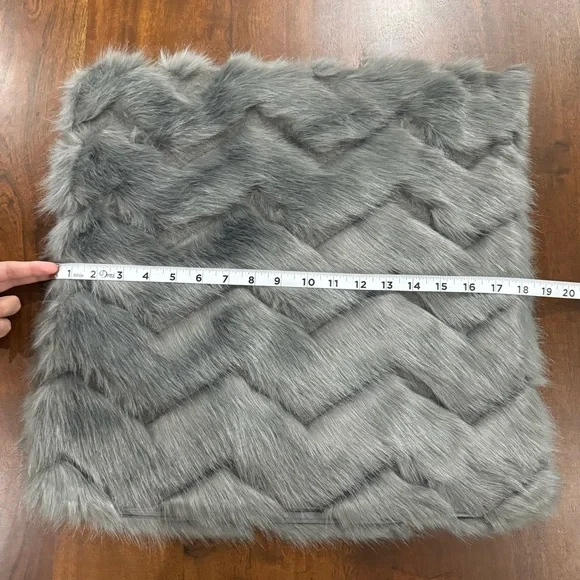 Williams Sonoma Home Faux Fur Chevron Pillow Cover 18x18 - Picture 7 of 7